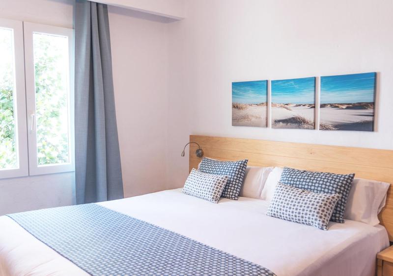 Superior One-Bedroom Apartment with Sea View image 4