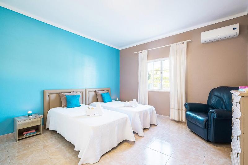 Villa San Juan - Refúgio tranquilo com piscina aquecível e jardim em Carvoeiro - image 14