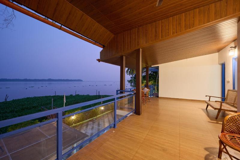 Seclude by the Lake Alleppey - image 10