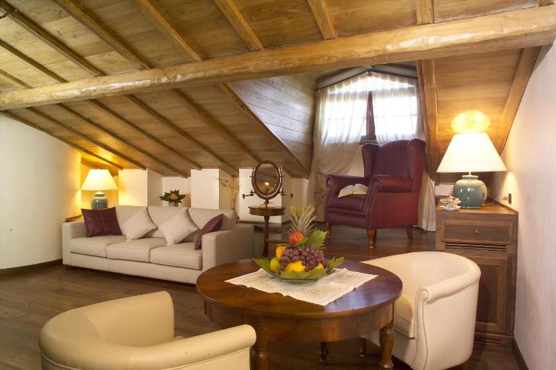 Suite image 3