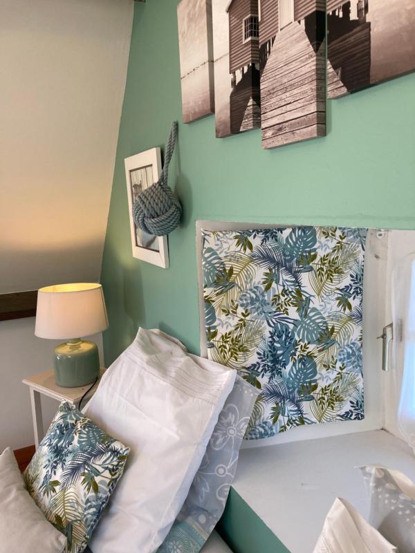 Double Room image 3