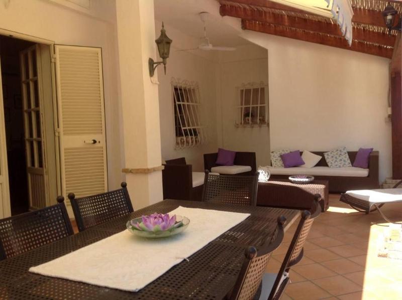 Three-Bedroom House with Partial Sea view image 3