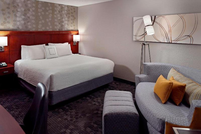 Sonesta Select Atlanta Cumberland Galleria Ballpark - image 4