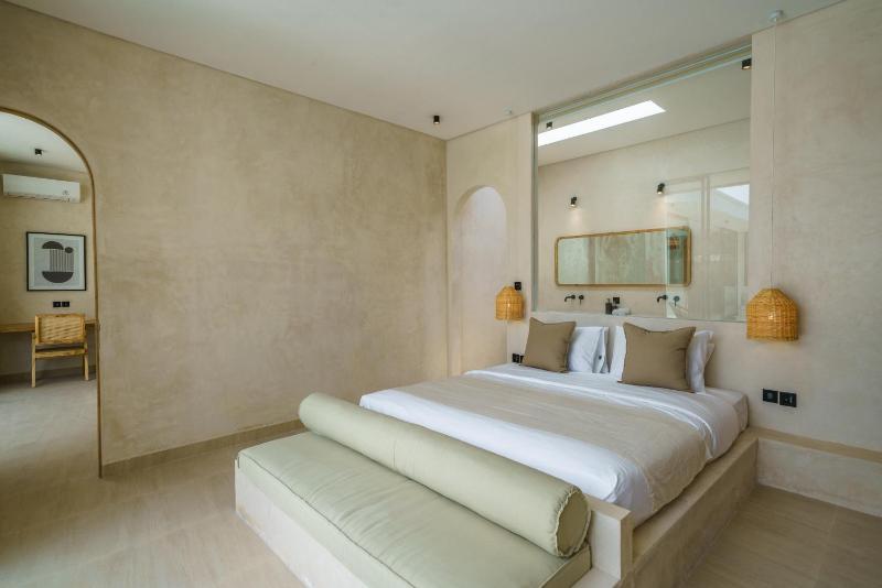Villa Leros - Modern Chic 2BR Mediterranean Villa in Canggu! - image 30