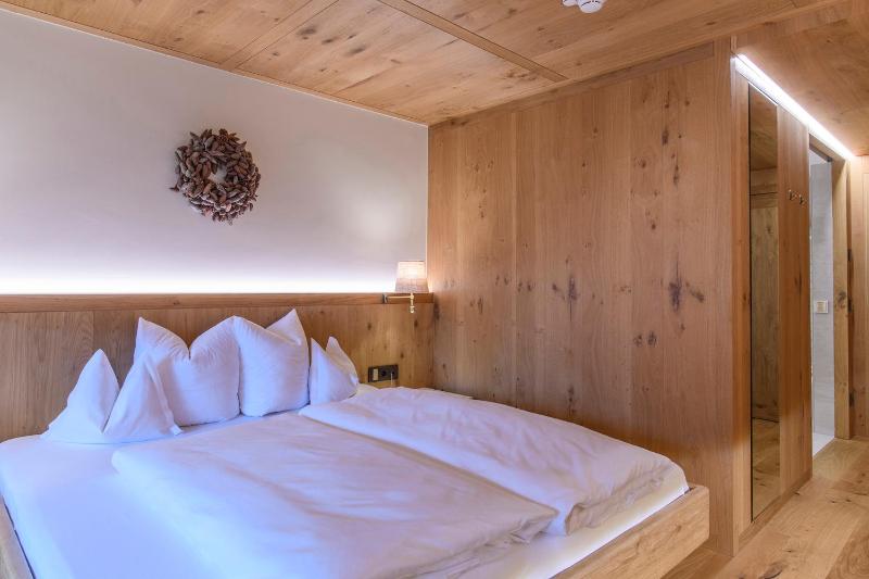 Double Room with Garden View image 1