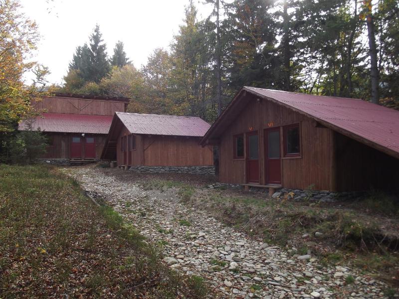 Bungalow image 1