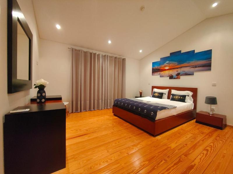 Apartment - Split Level image 4