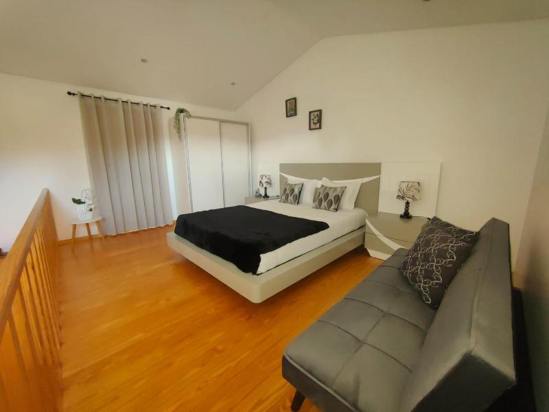 Apartment - Split Level image 4