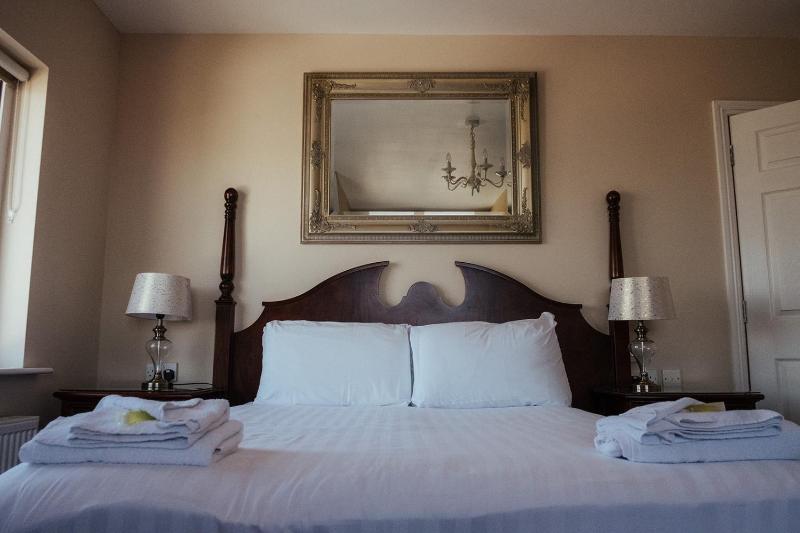 Double Room image 1