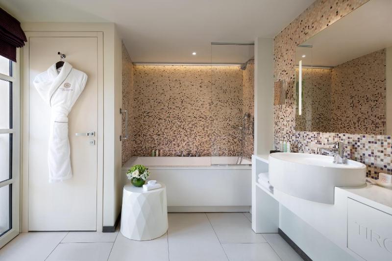 Suite image 4