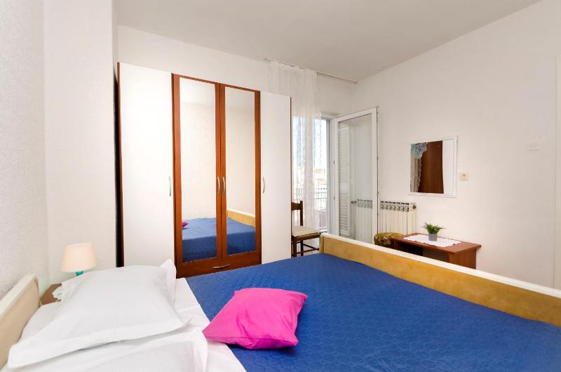 Apartment Violet - image 12