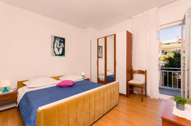 Apartment Violet - image 15