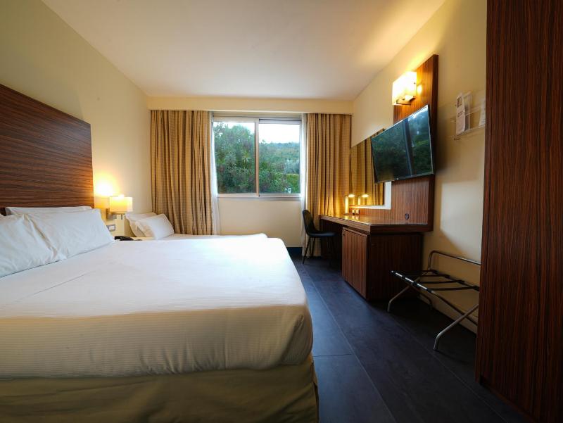 Comfort Triple Room image 4