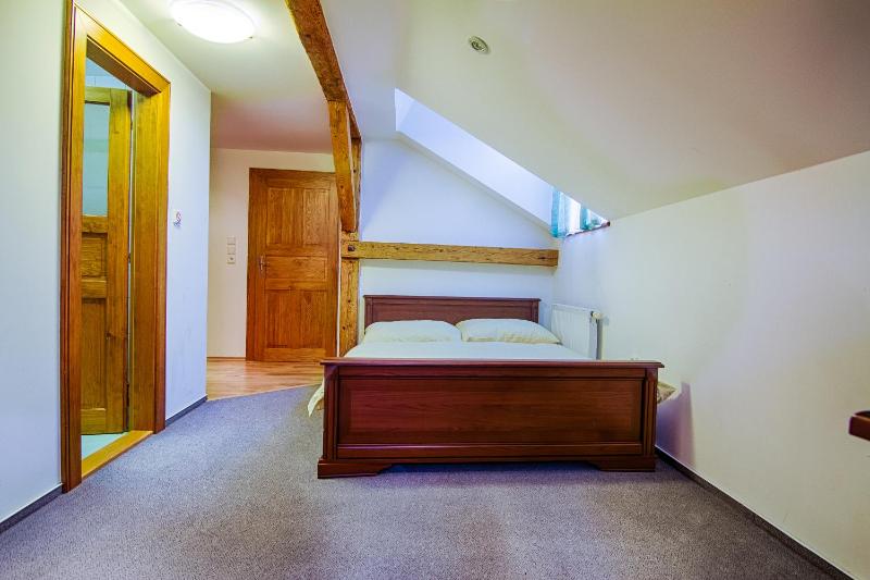 Duplex Apartment with Kitchen and Garage (4 Adults) G image 4