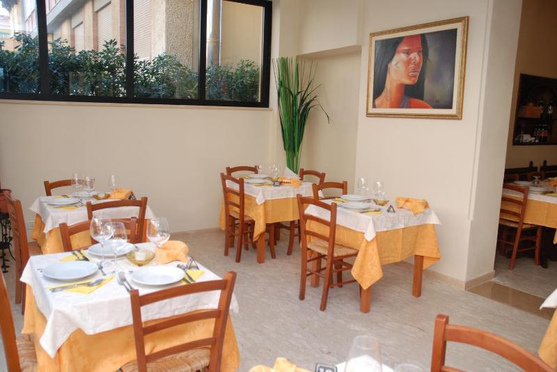 Hotel Caribe - image 18