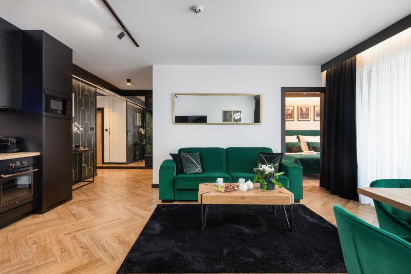 Baltini Premium Apartament Kasprowicza 20 A-B z basenem saunami i jacuzzi - image 23