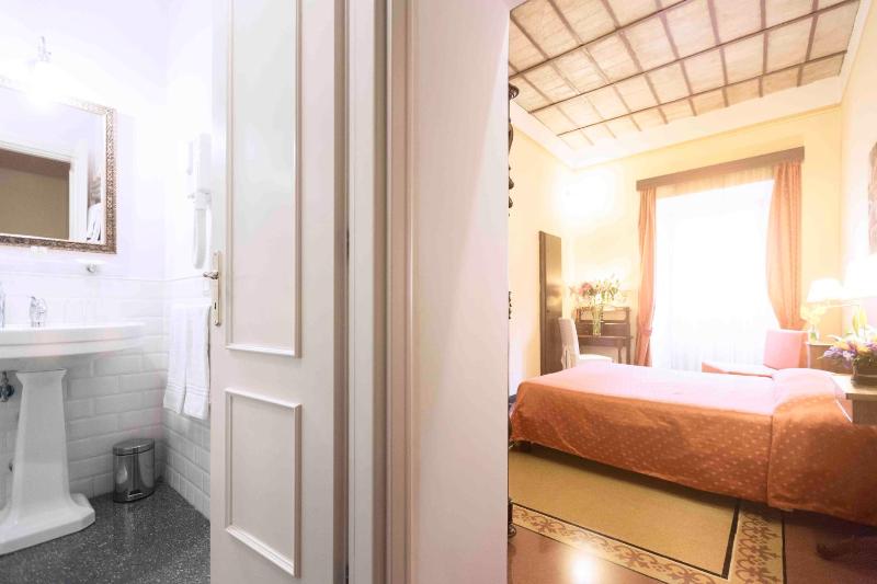 Casa De' Fiori - image 3