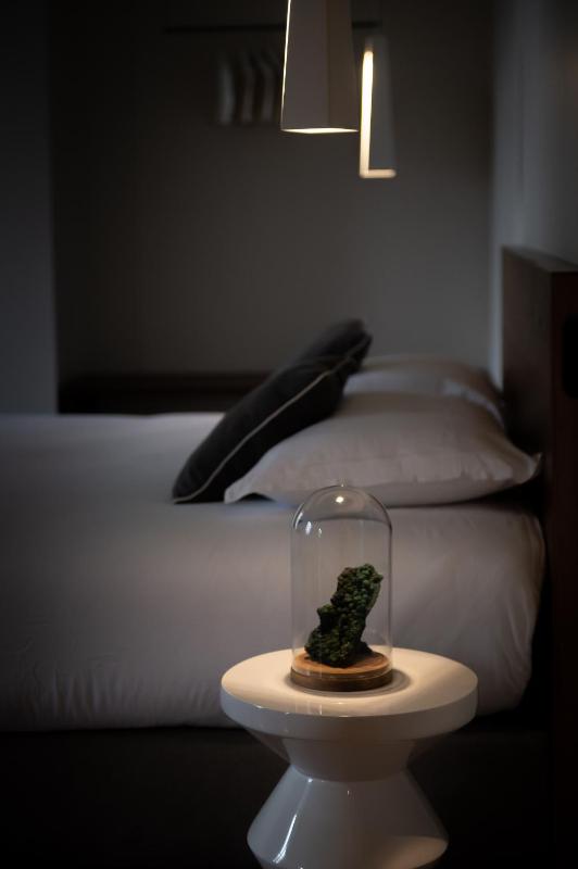 Double Room with Garden View image 3
