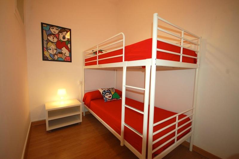 Lets Holidays Apartment Barcelona near beach - image 3