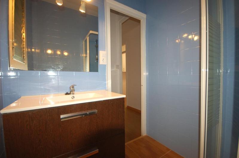 Lets Holidays Apartment Barcelona near beach - image 13