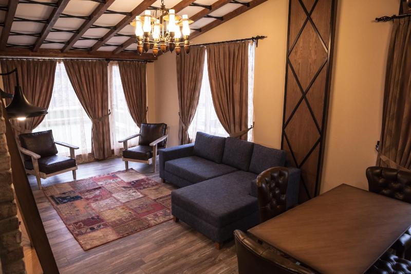 King Suite image 2