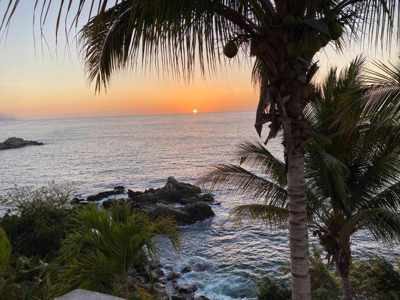Amazing Views Pool & Ocean Access - Del Mar PV #2 - image 16