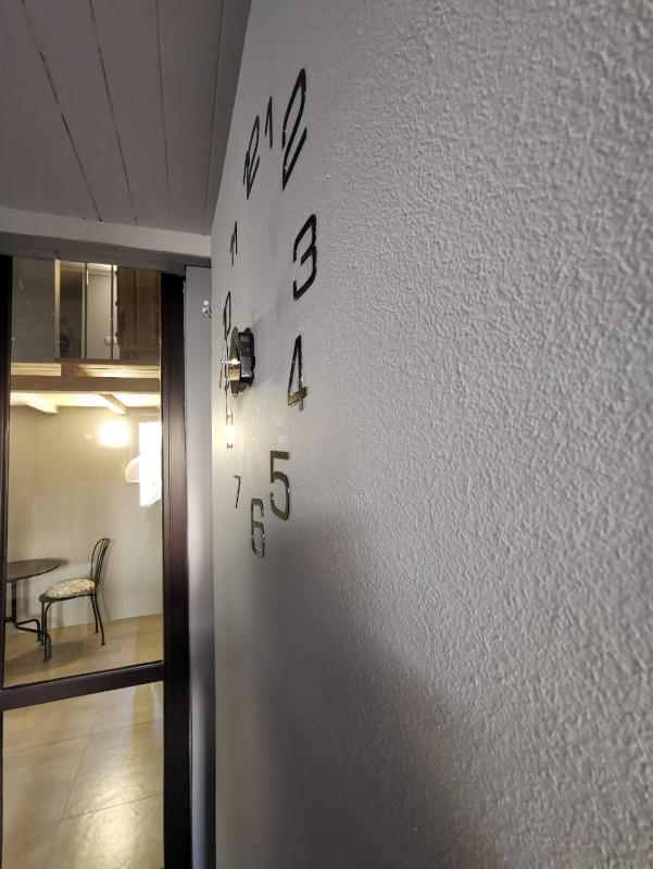 One-Bedroom House image 2