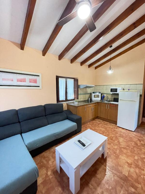 Apartment with Garden View image 2