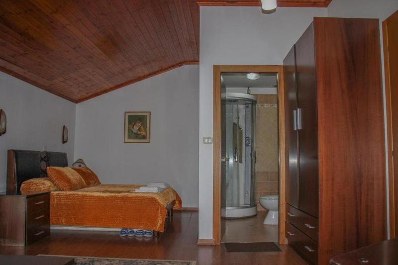 Standard Double Suite image 2