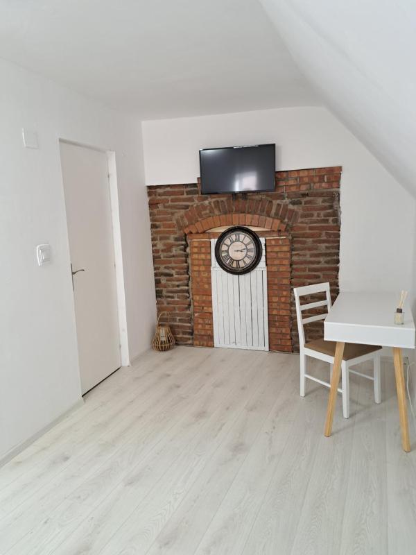 Deluxe Triple Room image 1