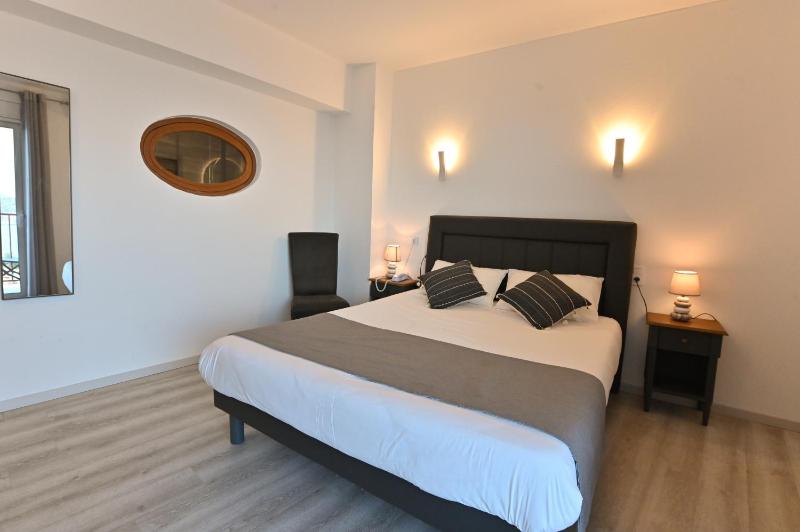 Single Room image 2
