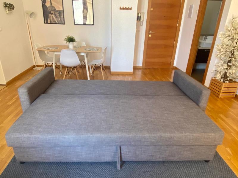 One-Bedroom Apartment image 3