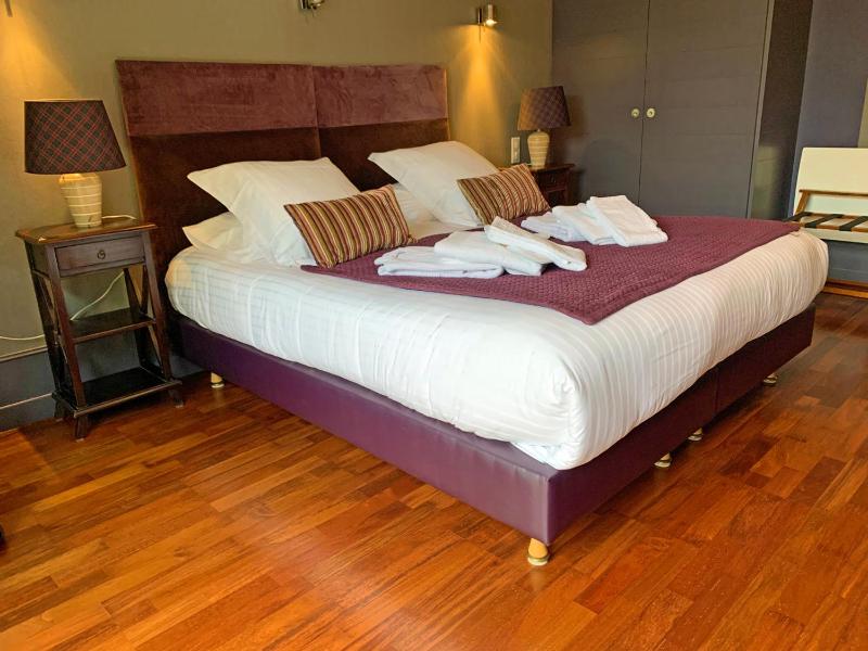 Superior Triple Room image 1