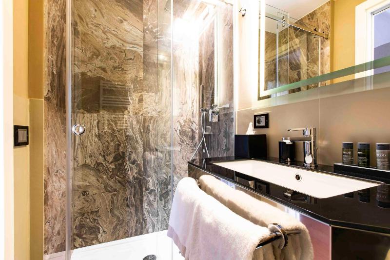 Deluxe Apartment image 4