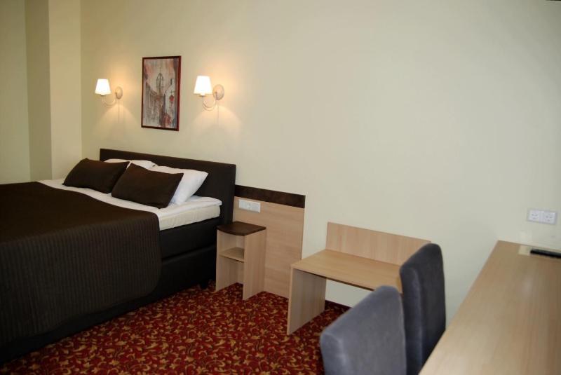 Superior Single Room image 3