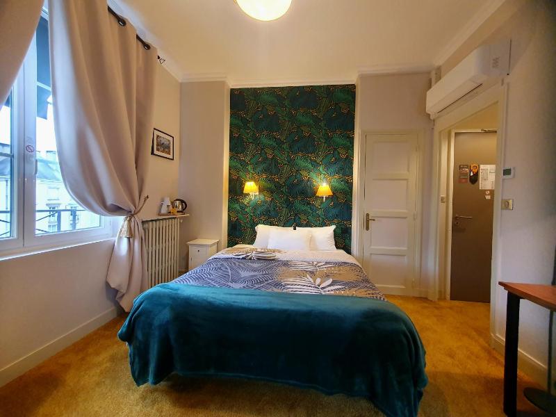 Hotel Mondial - image 50