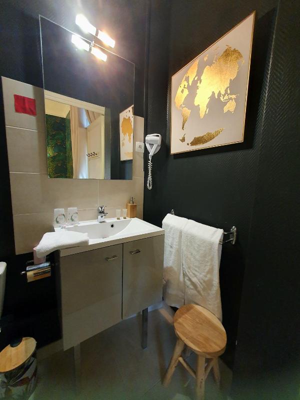 Triple Room image 2