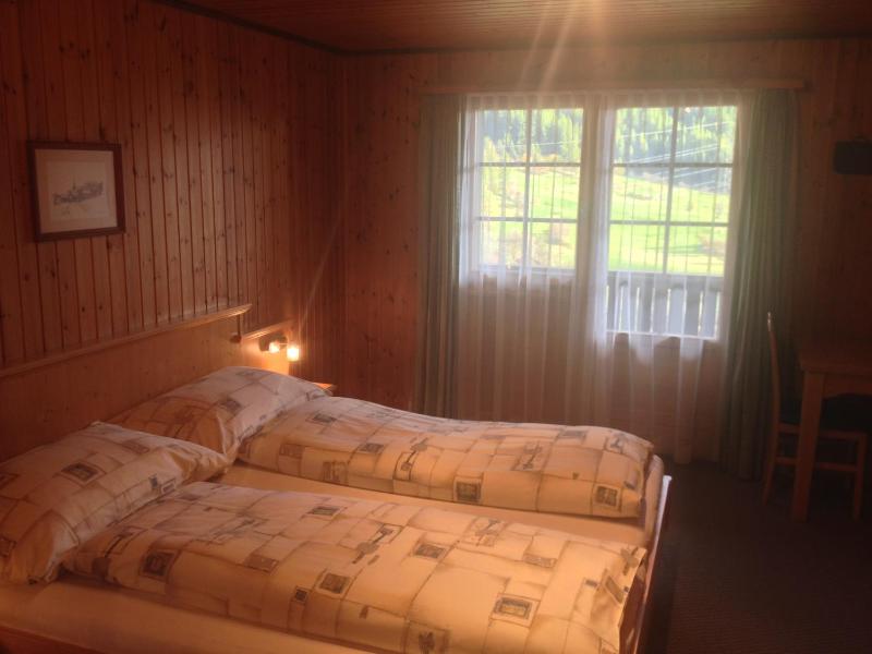 Double Room with Balcony image 3