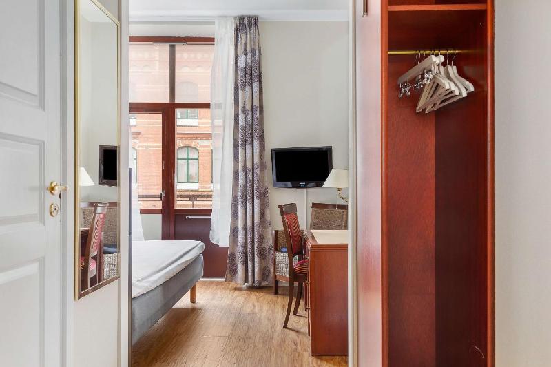 Standard Double Room  image 1