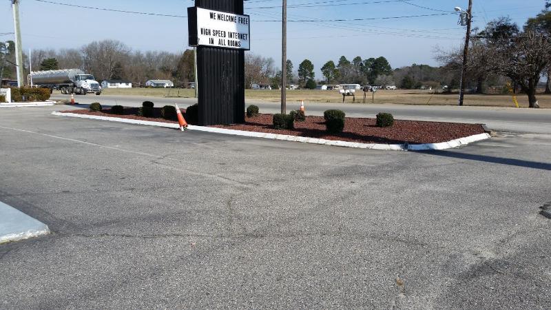 King Room - Non-Smoking image 2