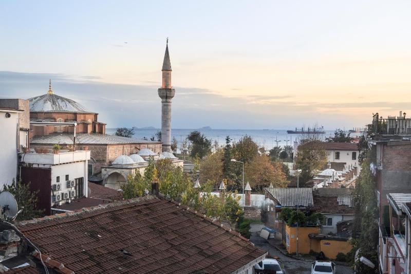 AYKA APART SUiTES OLD CITY - image 12