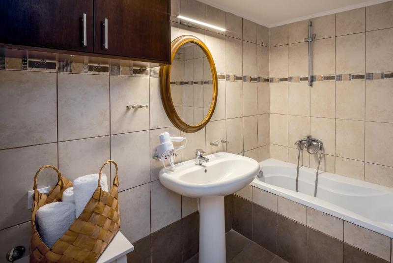 Two-Bedroom Apartment image 4