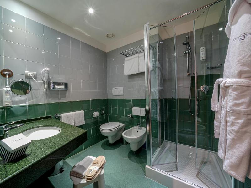 Executive Double Room image 1