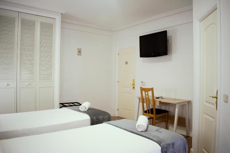 Hostal Ártico - image 5