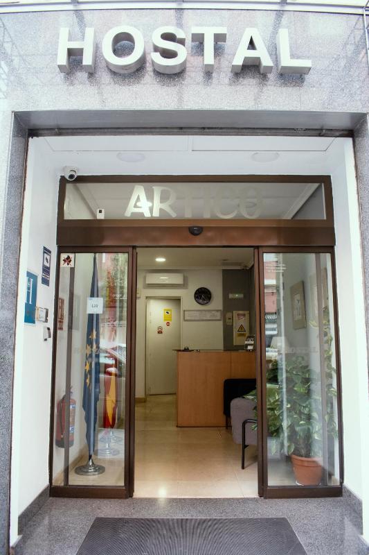 Hostal Ártico - image 4