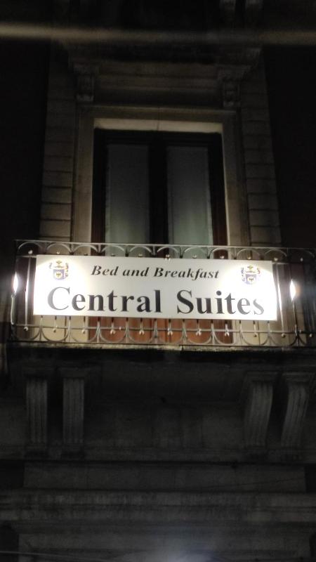 Central Suites Catania - image 12