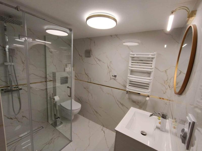 One-Bedroom Apartment image 1