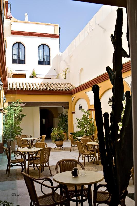 Hotel Barrameda - image 19