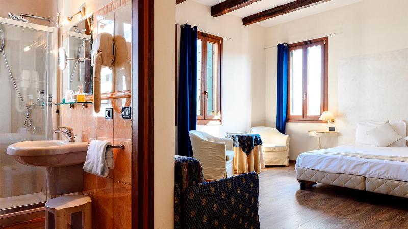 Junior Suite image 3