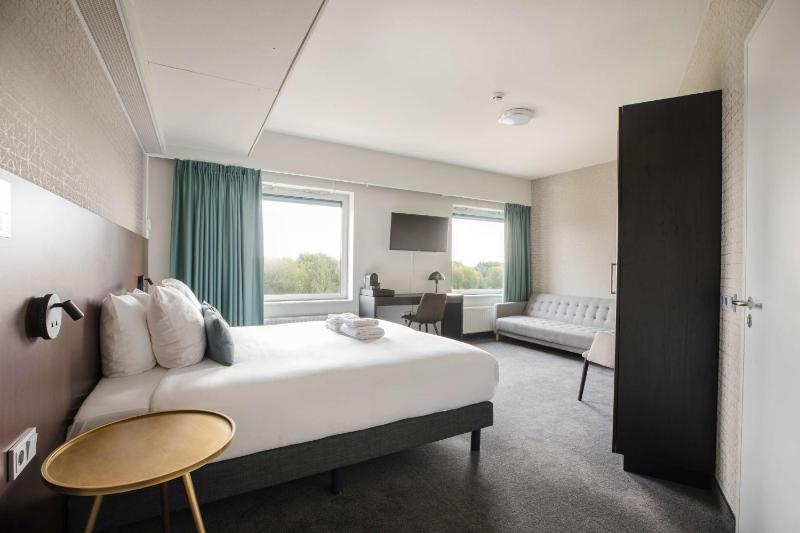 Comfort Room image 4
